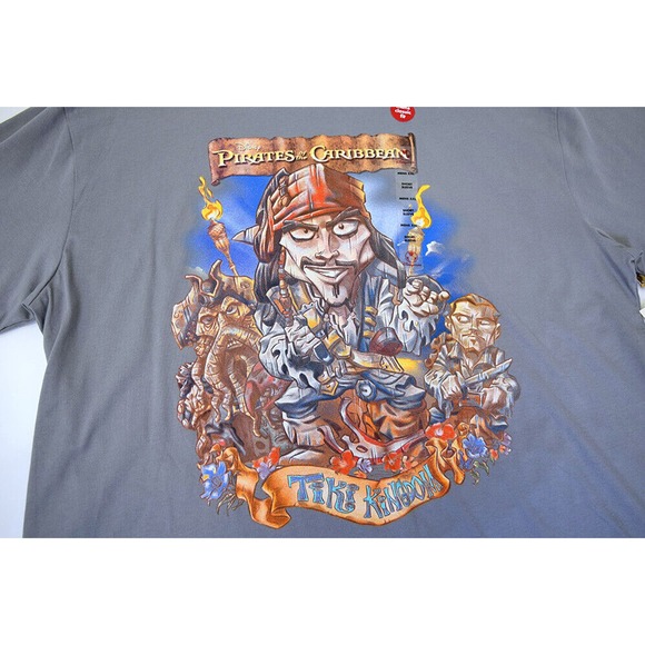 NEW Disney Studio XXL Pirates Of The Caribbean Jack Sparrow / Johnny Depp Shirt - Picture 1 of 7